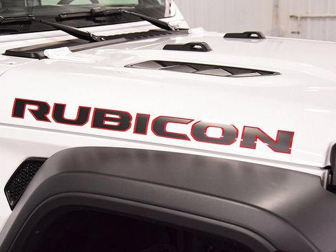 Used 2026 Jeep Wrangler Unlimited Rubicon AWD/4WD image 13