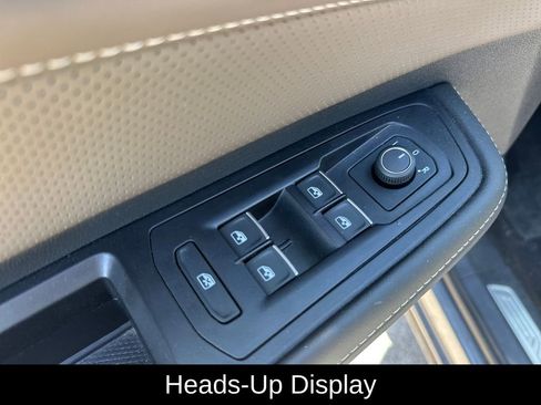 Used 2025 Volkswagen Atlas SEL image 10