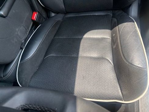Used 2025 RAM 1500 Laramie AWD/4WD image 11
