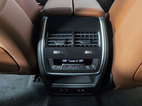 New 2026 BMW X7 M60i image 29