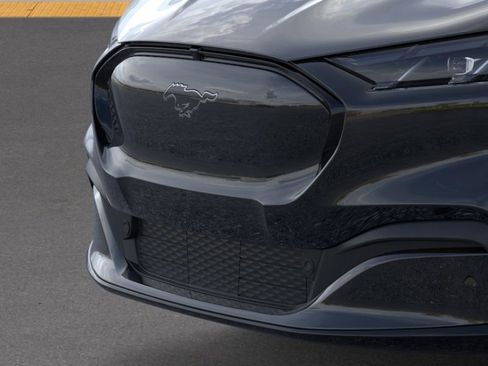 Used 2025 Ford Mustang Mach-E Premium image 17