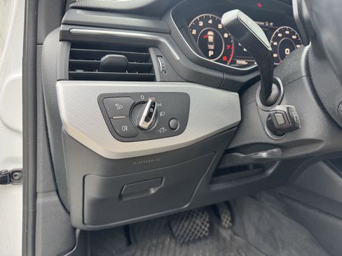 Used 2017 Audi A4 2.0T Premium Plus w/ Premium Plus Package image 7