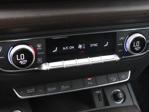 Used 2025 Audi Q5 2.0T Premium Plus image 29