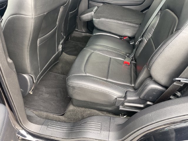 Used 2017 Ford Explorer XLT AWD/4WD image 26