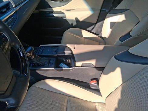 Used 2021 Lexus ES 350 w/ Premium Package FWD image 14