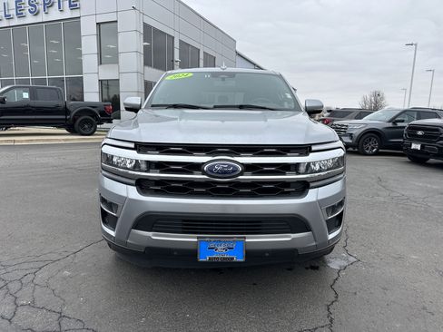 Certified 2024 Ford Expedition Limited image 9