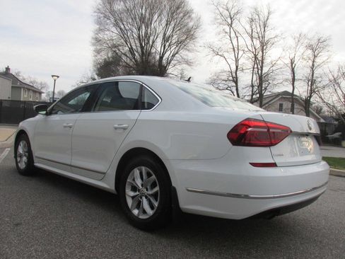 Used 2017 Volkswagen Passat 1.8T S image 28