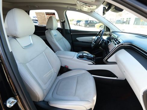 Used 2024 Hyundai Tucson Limited image 31