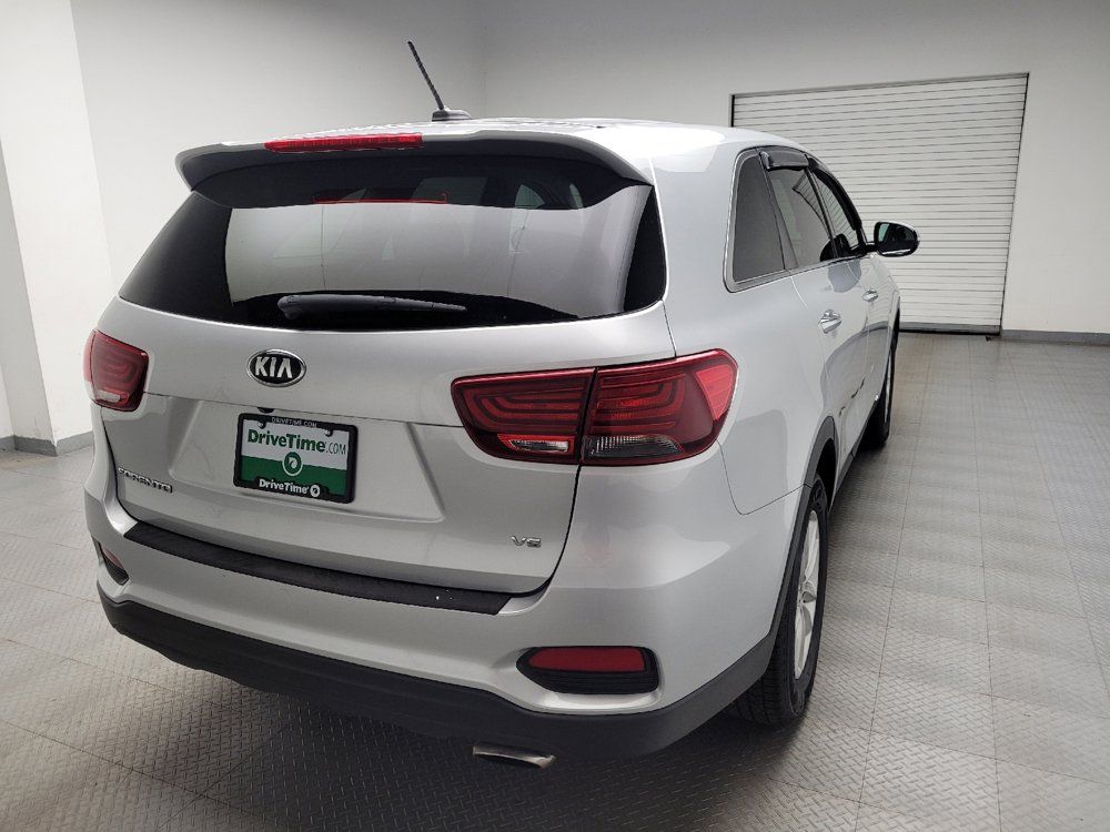 Used 2019 Kia Sorento AWD V6 image 7
