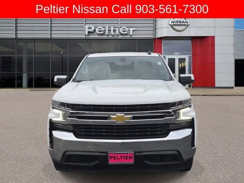 Used 2022 Chevrolet Silverado 1500 LT RWD image 2