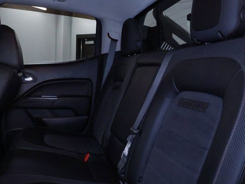 Used 2018 GMC Canyon All Terrain image 15