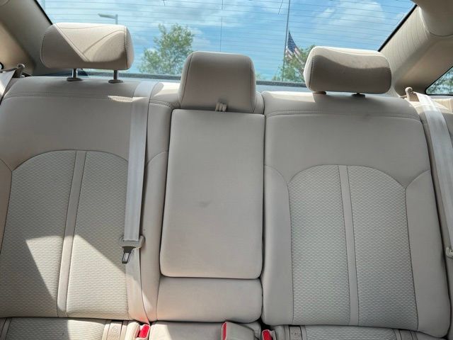 Used 2016 Hyundai Sonata SE FWD image 26