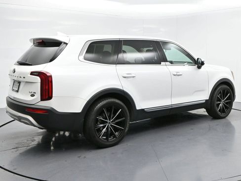 Used 2020 Kia Telluride LX AWD/4WD image 7
