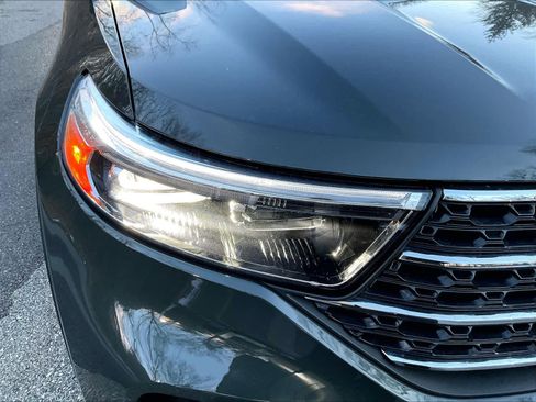 Used 2024 Ford Explorer XLT image 45