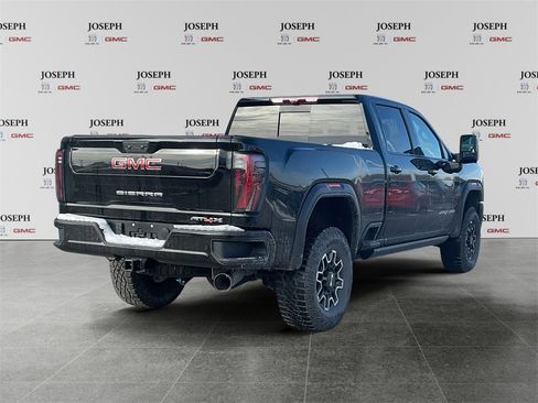 Used 2026 GMC Sierra 2500 AT4X image 7