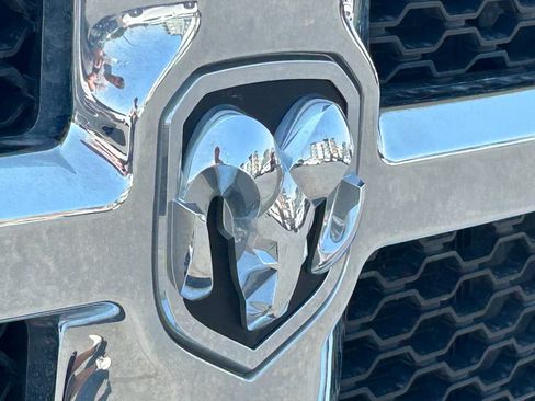 Used 2018 RAM 2500 Tradesman w/ Chrome Appearance Group AWD/4WD image 13
