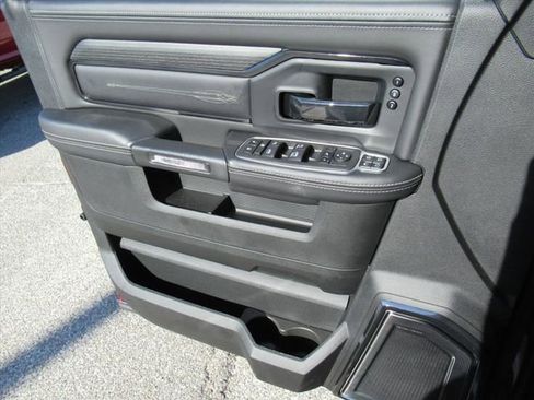 Certified 2024 RAM 2500 Limited image 30