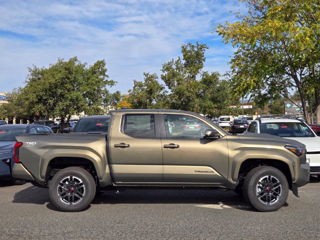 New 2026 Toyota Tacoma TRD Sport AWD/4WD image 3