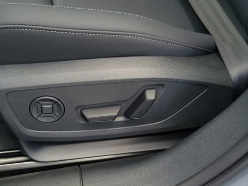 New 2026 Audi A6 Premium Plus AWD/4WD image 18