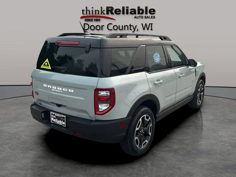 Used 2022 Ford Bronco Sport Outer Banks w/ Tech Package AWD/4WD image 6
