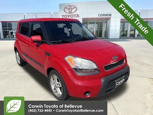 Used 2011 Kia Soul + FWD image 1