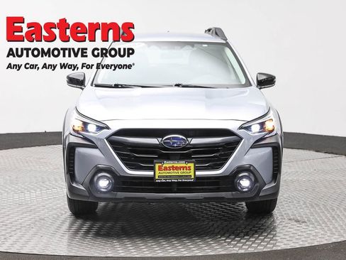 Used 2024 Subaru Outback Premium AWD/4WD image 2