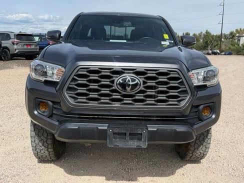 Used 2022 Toyota Tacoma TRD Off-Road w/ Technology Package AWD/4WD image 8