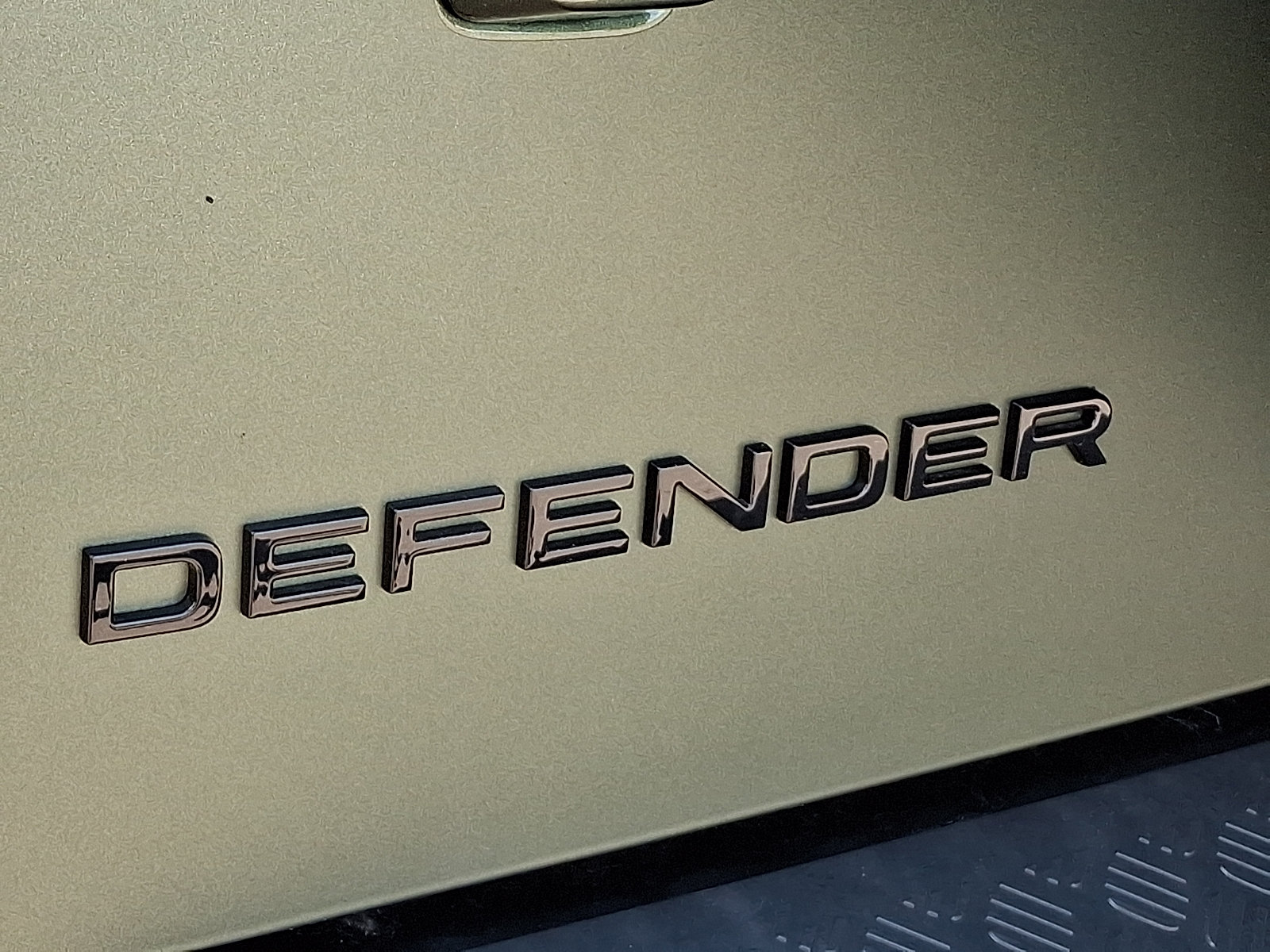 New 2026 Land Rover Defender 110 S AWD/4WD image 18