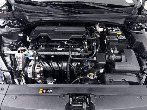 Certified 2025 Kia K4 FWD image 7