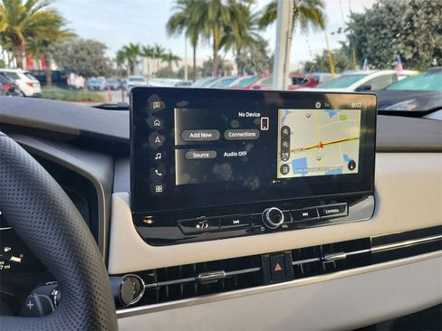 Used 2025 Mitsubishi Outlander SEL image 22