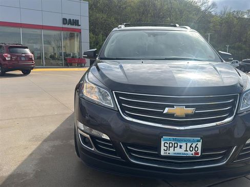 Used 2017 Chevrolet Traverse Premier w/ LPO, 'HIT The Road' Package AWD/4WD image 5