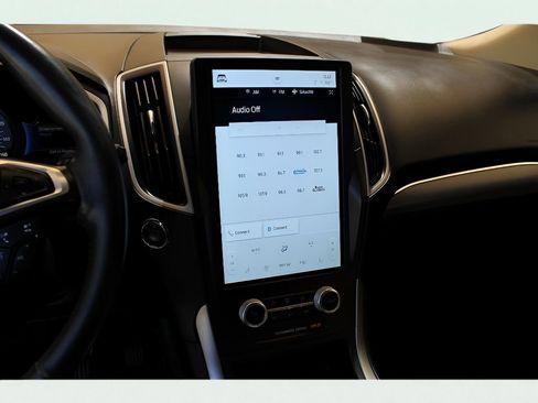 Used 2021 Ford Edge SEL image 20