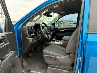 Used 2023 Chevrolet Silverado 1500 RST w/ Texas Edition Plus AWD/4WD video 3