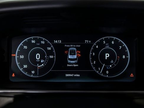 Used 2017 Land Rover Range Rover Sport HSE image 22