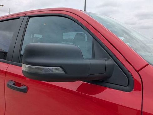 Used 2025 RAM 1500 Big Horn AWD/4WD image 11