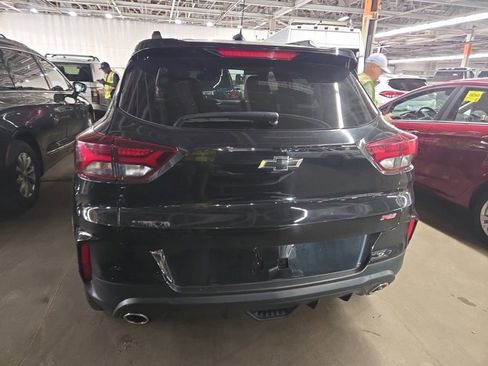 Used 2023 Chevrolet TrailBlazer RS w/ Sun and Liftgate Package AWD/4WD image 2