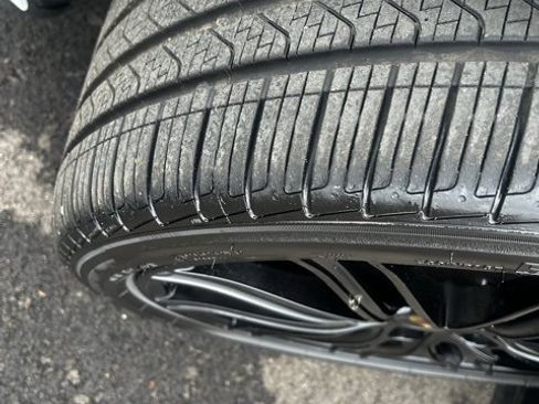 Used 2018 Porsche Panamera 4 image 11