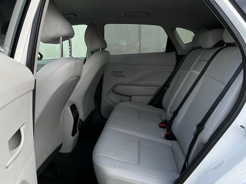 Used 2025 Hyundai Kona SEL image 12