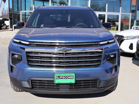 New 2026 Chevrolet Traverse LT w/ Driver Confidence Package image 15