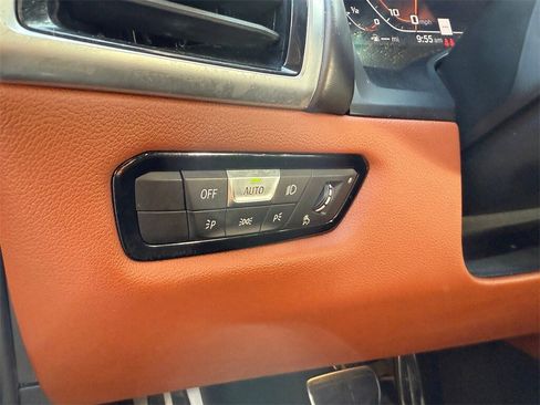 Used 2019 BMW M850i xDrive Coupe image 18