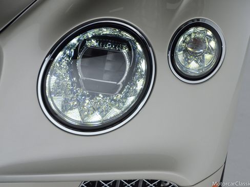 Used 2022 Bentley Continental GT image 22