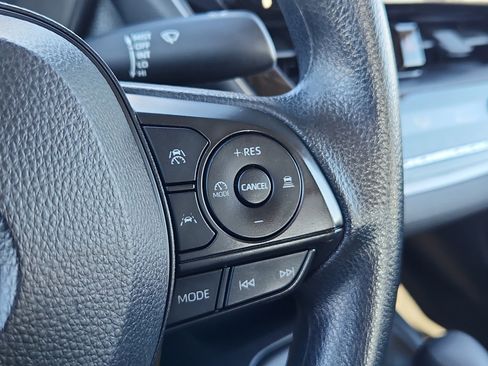 Used 2024 Toyota Corolla LE image 19