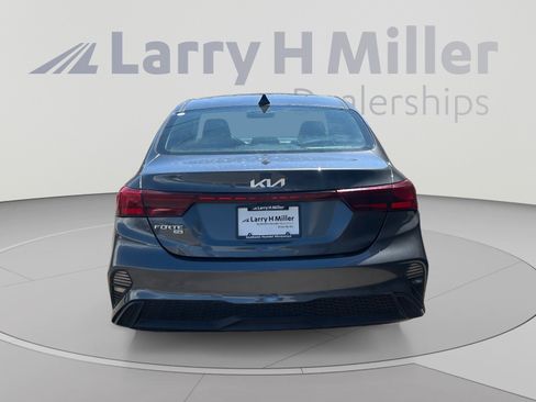 Used 2024 Kia Forte LX FWD image 5