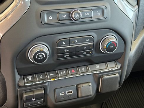 Used 2025 Chevrolet Silverado 2500 Custom w/ Custom Value Package AWD/4WD image 18