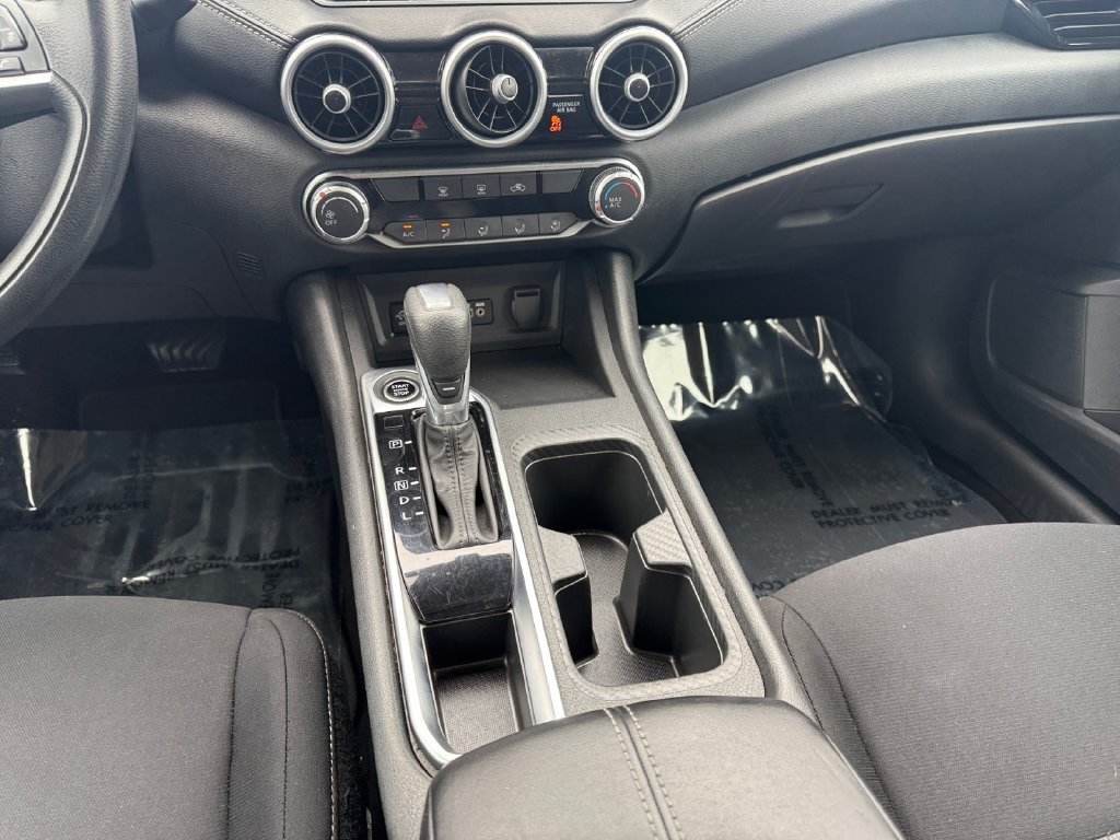 Used 2024 Nissan Sentra SV FWD image 11