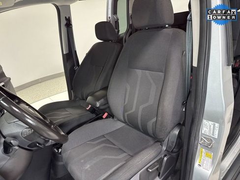 Used 2016 Ford Transit Connect XLT image 11