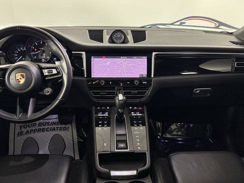 Used 2023 Porsche Macan w/ Premium Package Plus AWD/4WD image 37