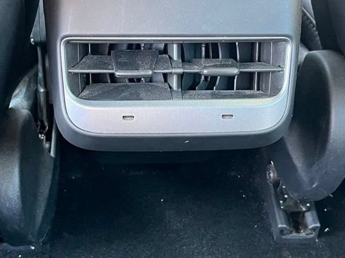 Used 2023 Tesla Model 3 Standard Range RWD image 12