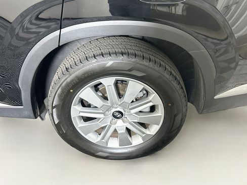 Used 2025 Hyundai Palisade SEL FWD image 11