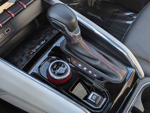 Used 2023 GMC Canyon AT4X AWD/4WD image 26
